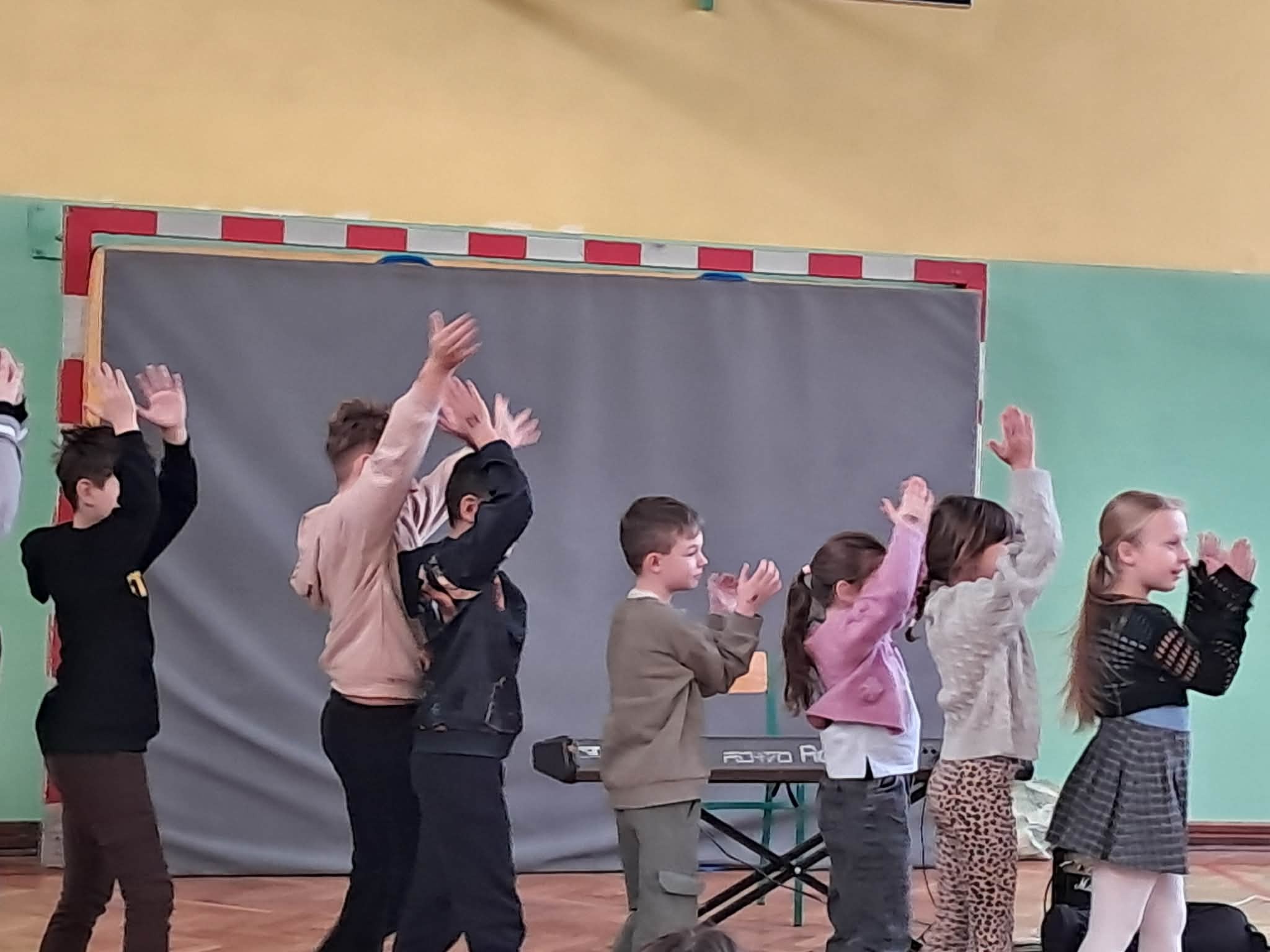 🎶 Muzyka, ruch i radość wspólnego grania! 🎶